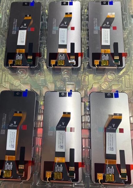 Phone Repairs: Screen and Battery replacement,