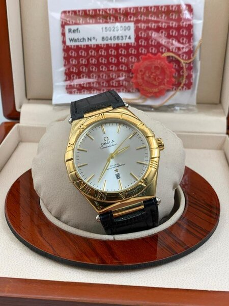 OMEGA LEATHER WATCH