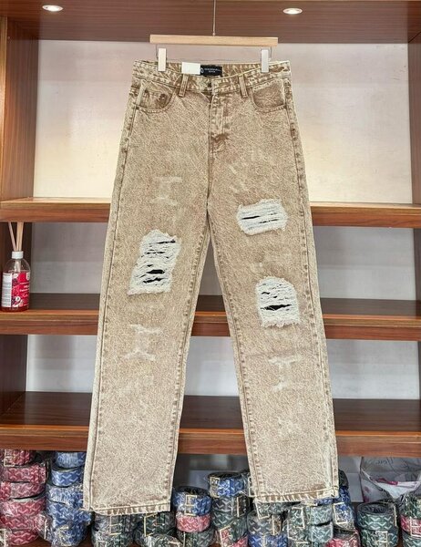 Baggy jeans