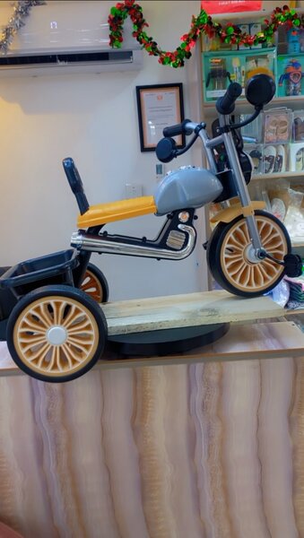 Tricycle