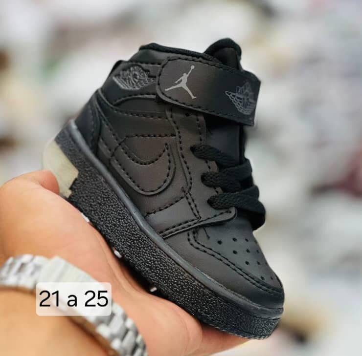 chaussures d'enfant