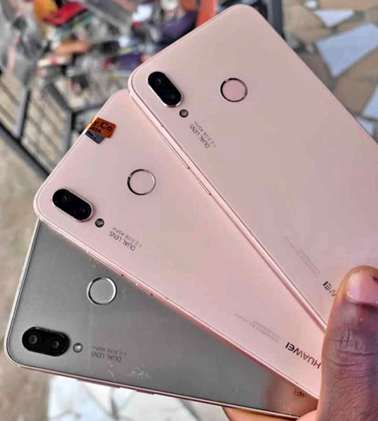 HUAWEI NOVA 3I CASI NEUF 128GB
