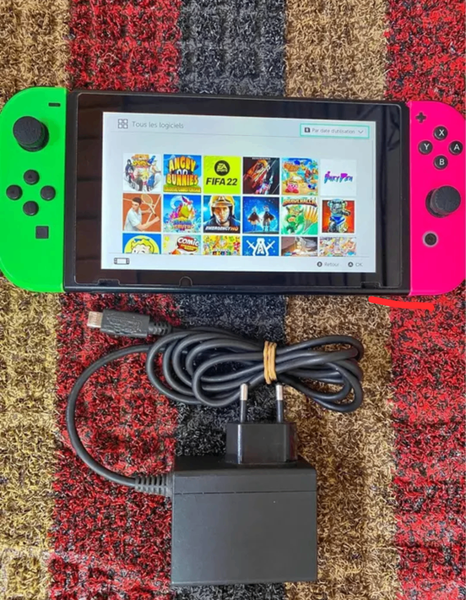 Console Nintendo Switch avec Accessoires