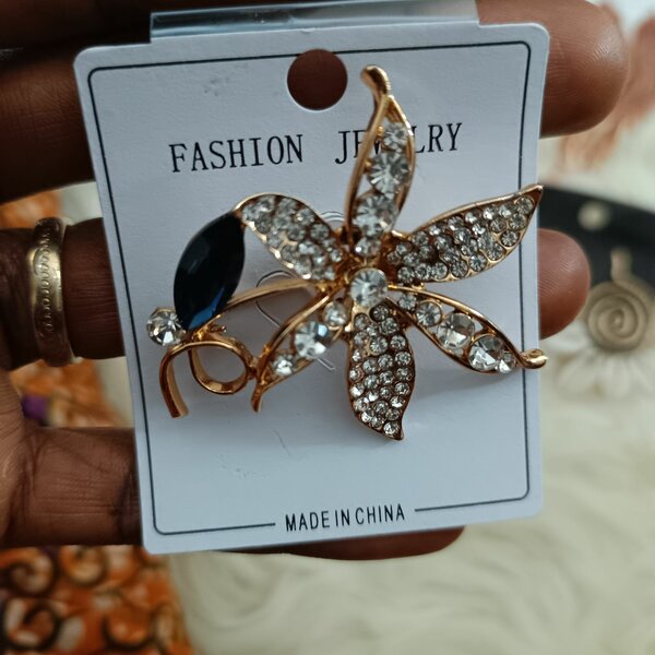 Magnifiques Broches