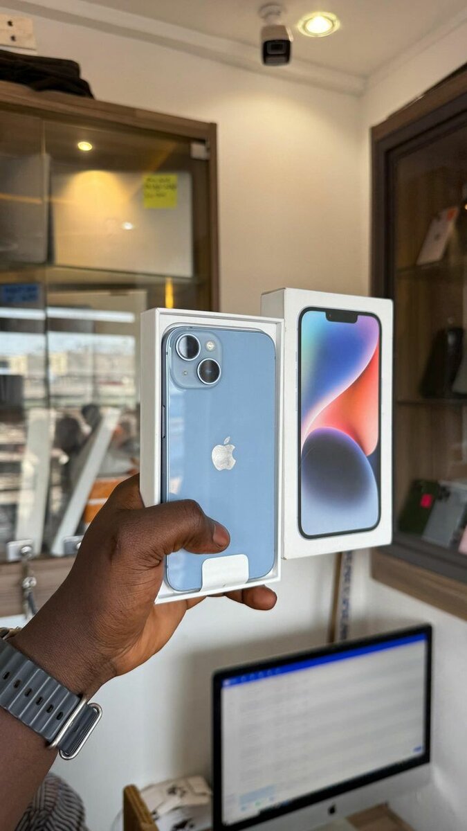 iPhone 14