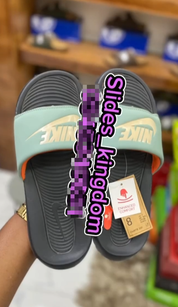 Men's Nike Flip-flops