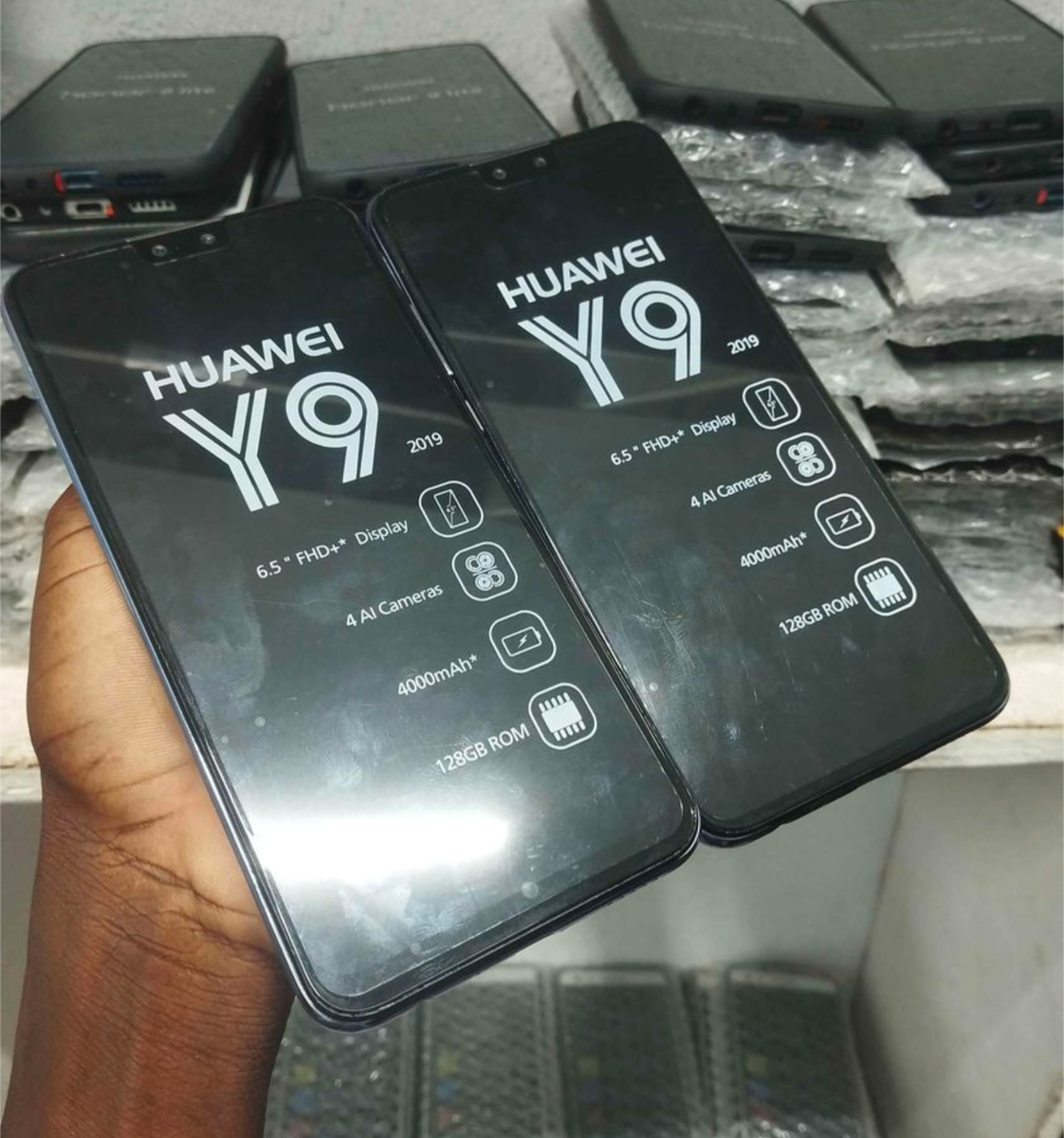 HUAWEI Y9