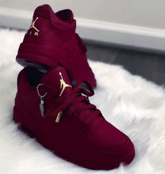 Shoe