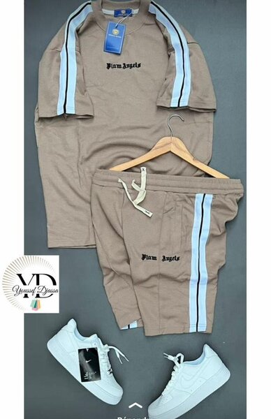 Complet de marque