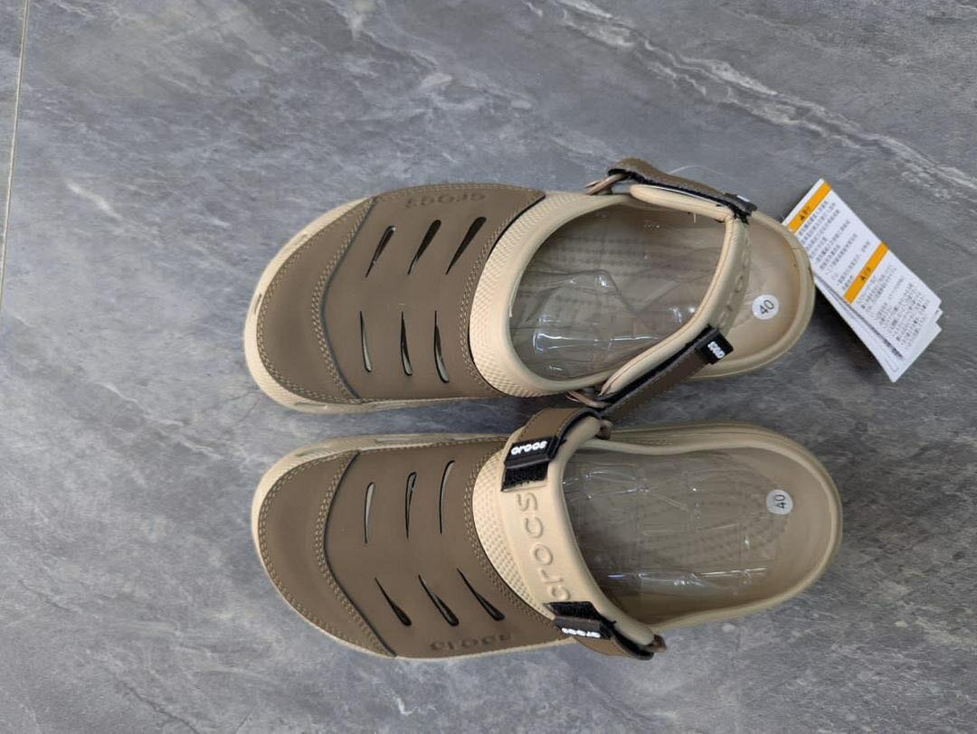 Crocs