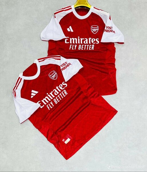 Maillots de football Adidas