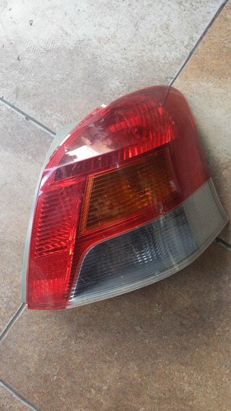 Vitz 2008