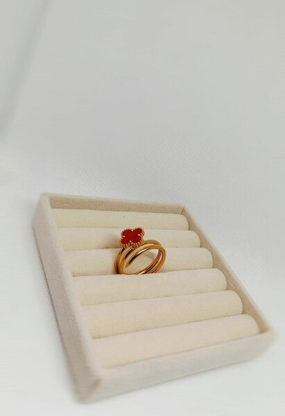 Bague élégante