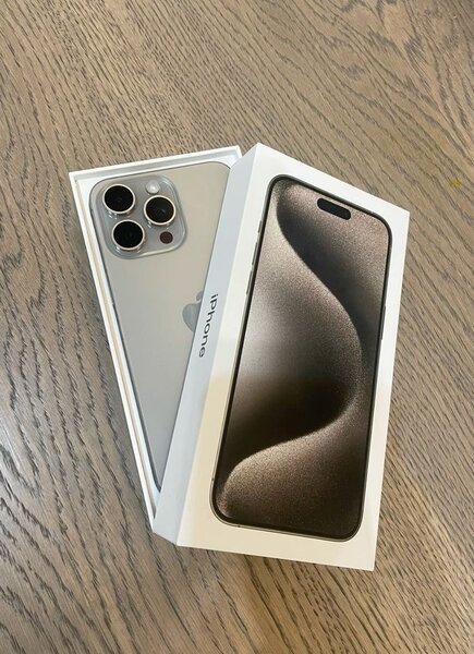iPhone 16 Pro Max