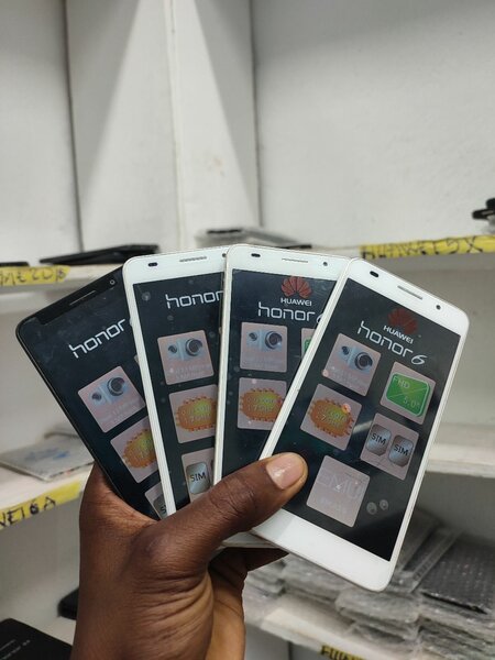 HONOR 6 mini