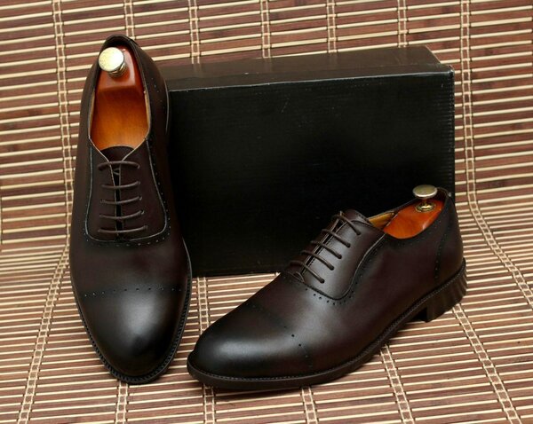 Chaussures habillées en cuir homme