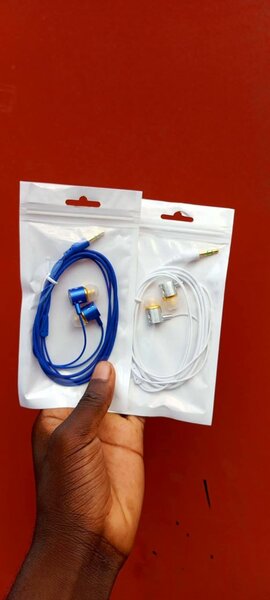 Wired Headphones
