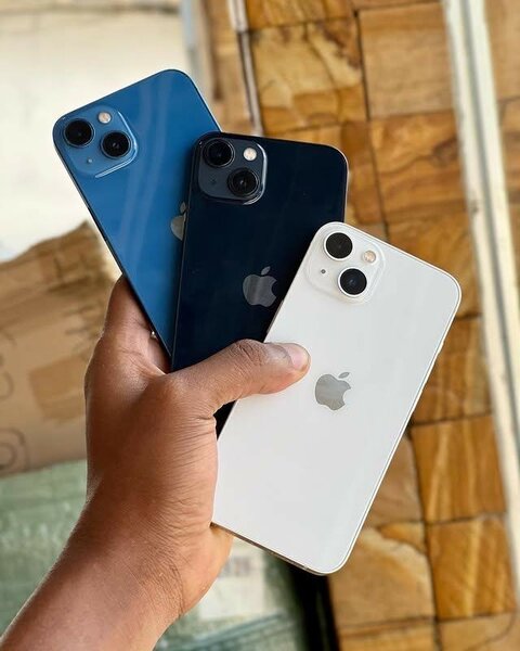iPhone 13