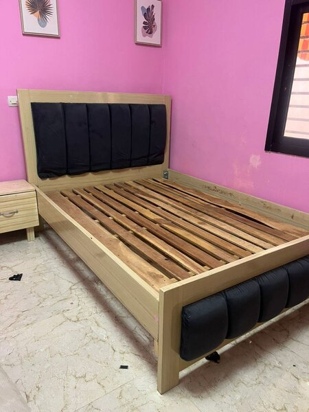 Lit Double Moderne en Bois
