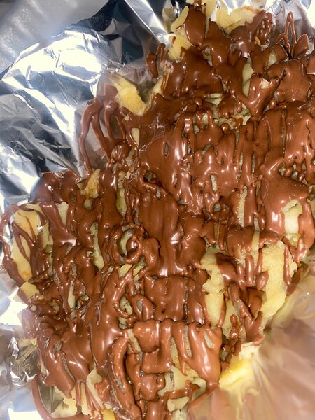 Crêpe découpée au chocolat