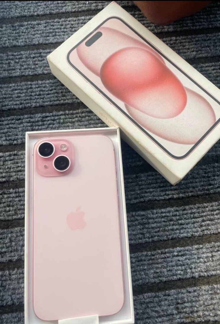 iPhone 13 Rose neuf