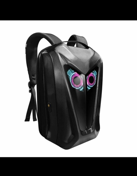 Sac à dos futuriste LED intégré