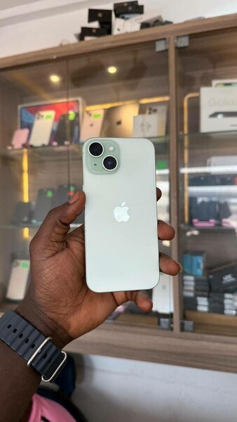 iPhone 13