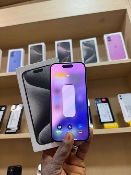 iPhone 15pro 128gb