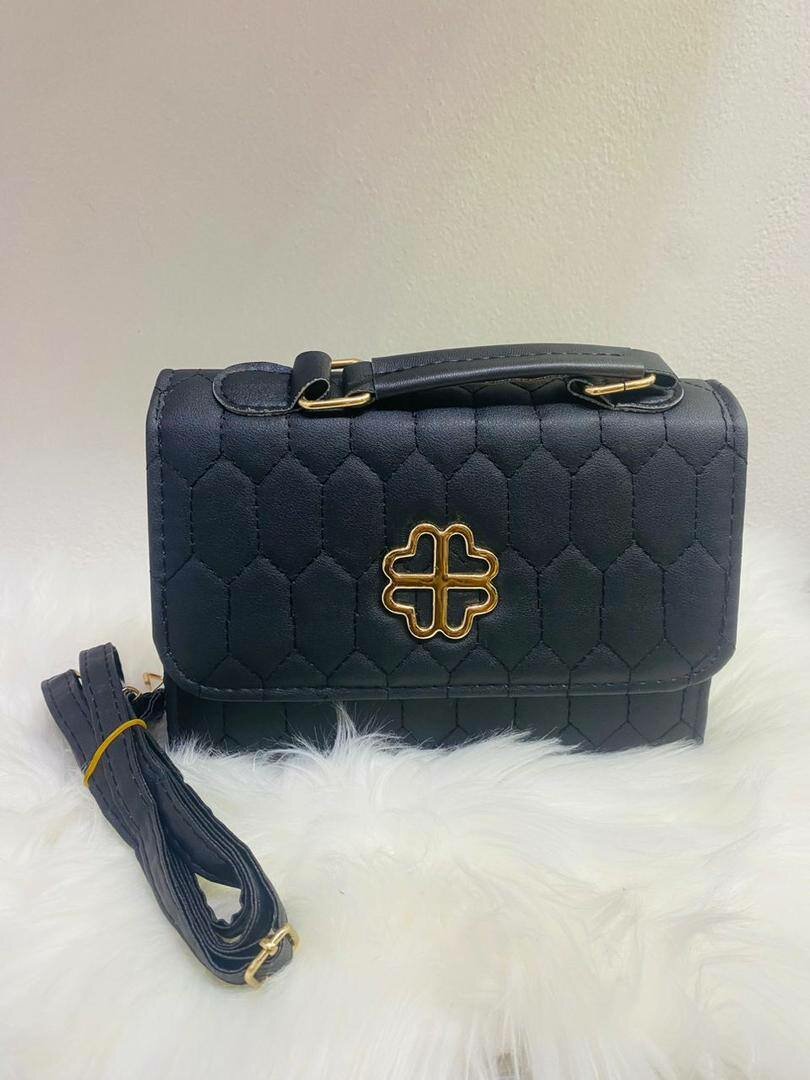 Hand bag