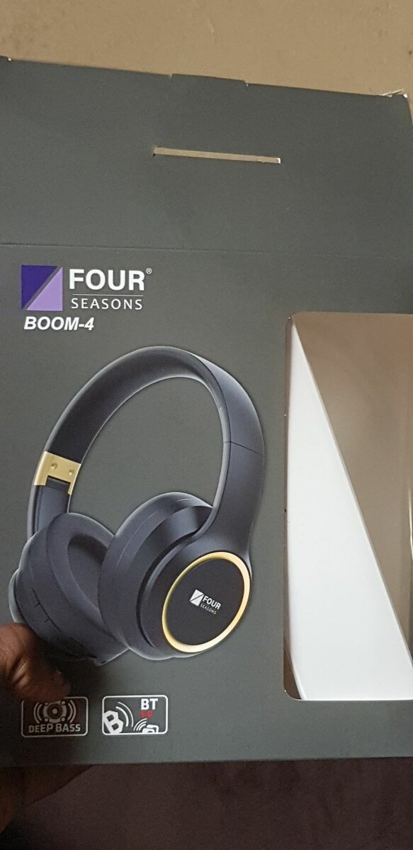 Four seasons Boom-4