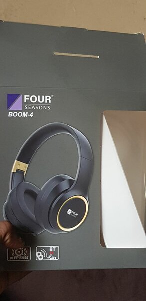 Four seasons Boom-4