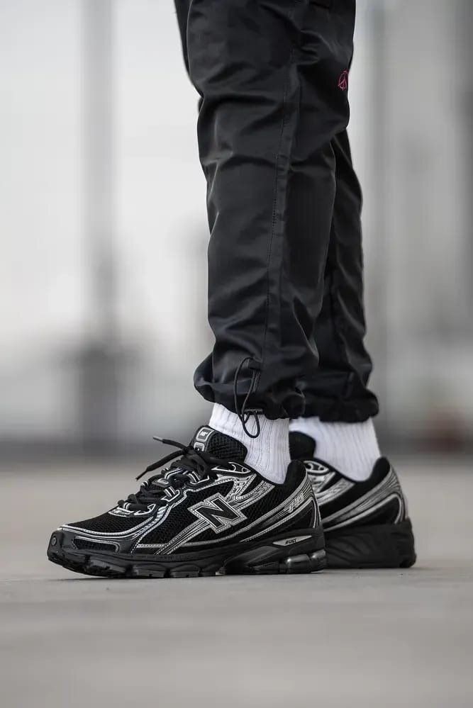 Chaussures de sport noires élégantes