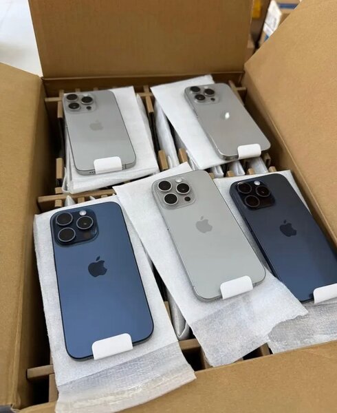 iPhone 15 pro max all gig available