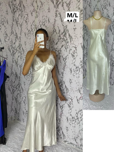 Robe blanc