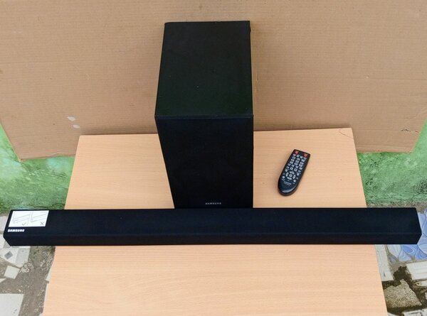 Barre de son Samsung avec subwoofer