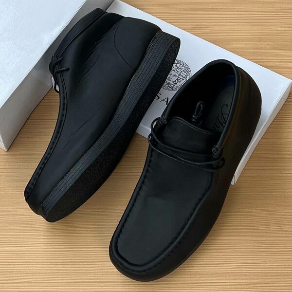 GIVENCHY