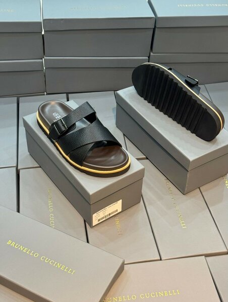 Sandales en cuir élégantes