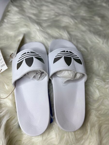Claquette adidas