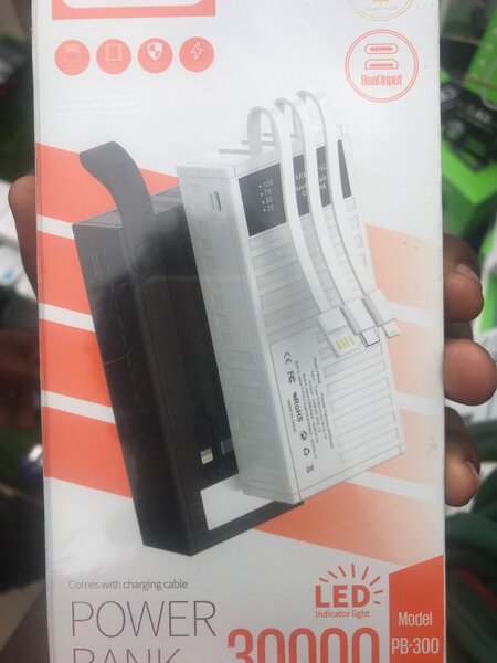 CMoPoL power bank