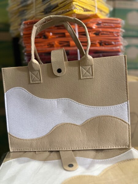 Tote bags