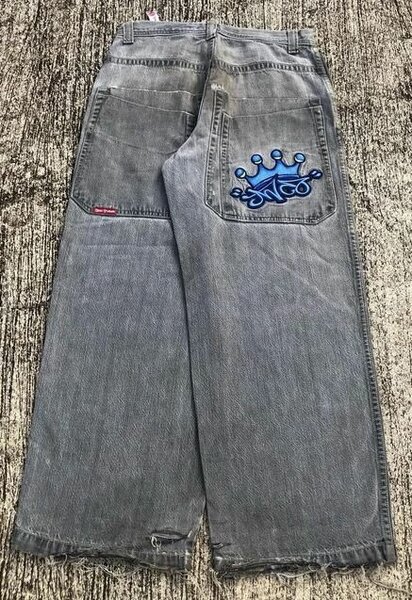 Half jeans trousers