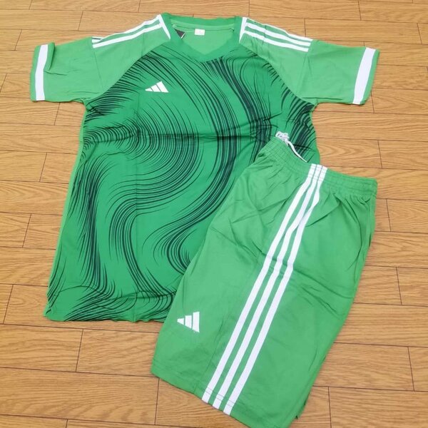 sports suit