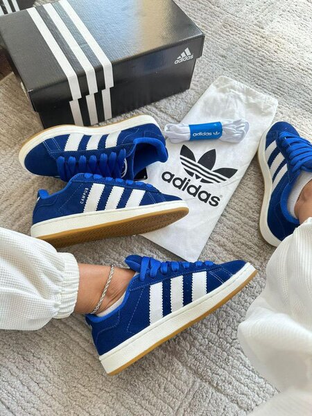 Adidas campus