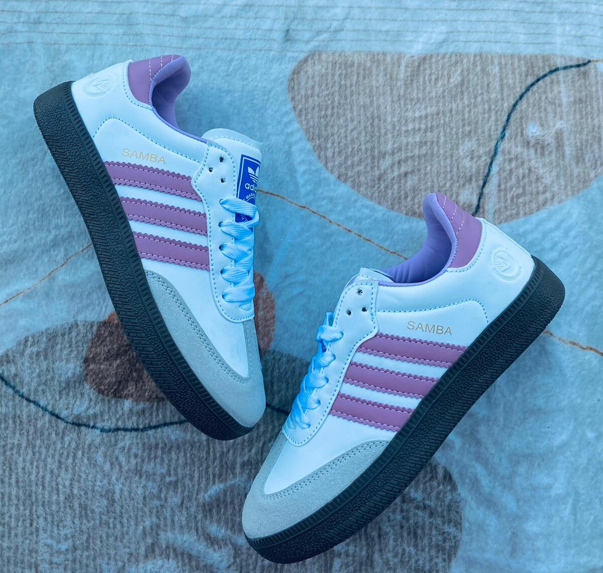 Samba sneakers
