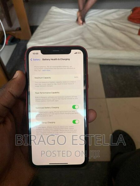 iPhone 11.