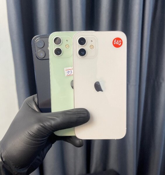 iPhone 12
