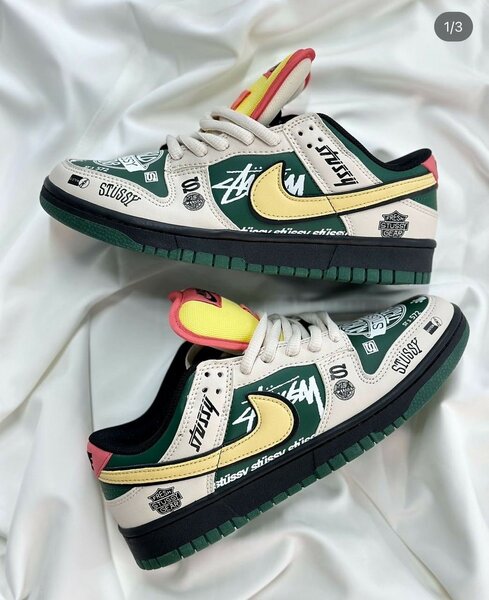 NIKE SB sneakers