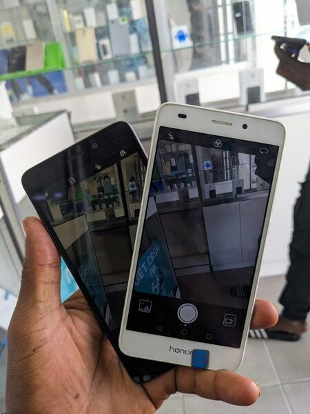 Honor v10 