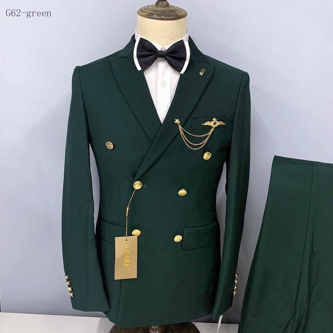 Costume croisés