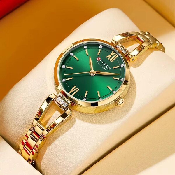 Montre Femme Dorée Élégante